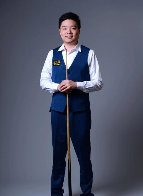 她是一名将 她是一名将