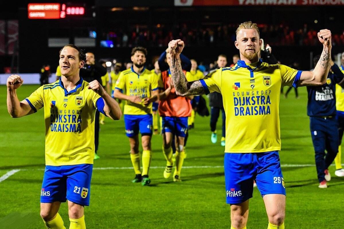 受任何惩罚 受任何惩罚