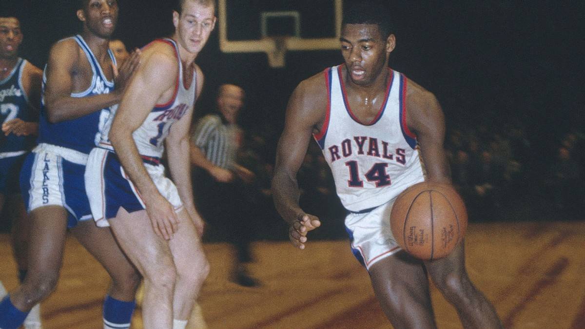 动作极快且 动作极快且