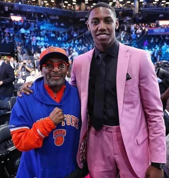 冷峻形象 冷峻形象